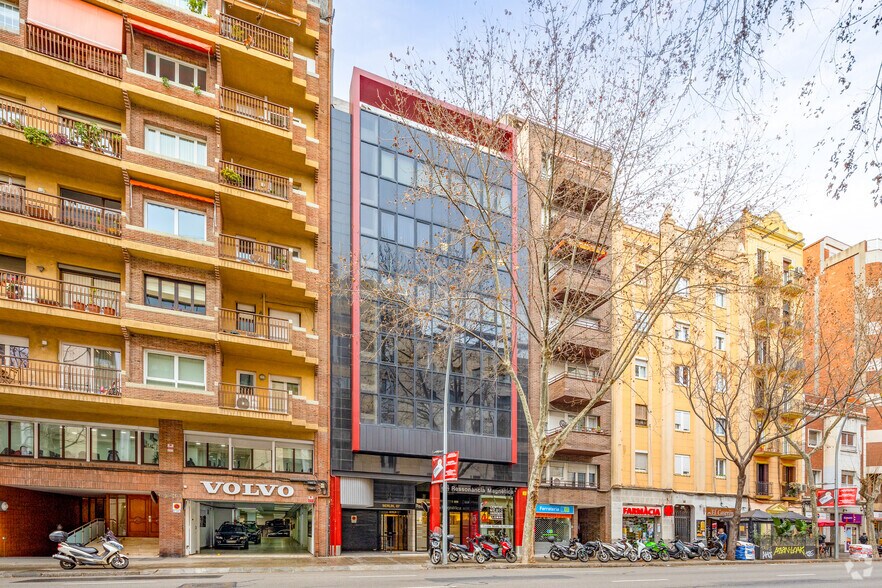 Bureau dans Barcelone, Barcelona à vendre - Photo du bâtiment - Image 2 de 2