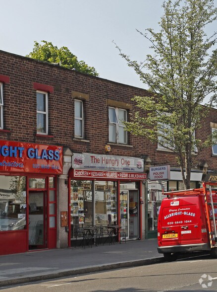 190 Northfield Ave, Londres à louer - Photo principale - Image 1 de 2