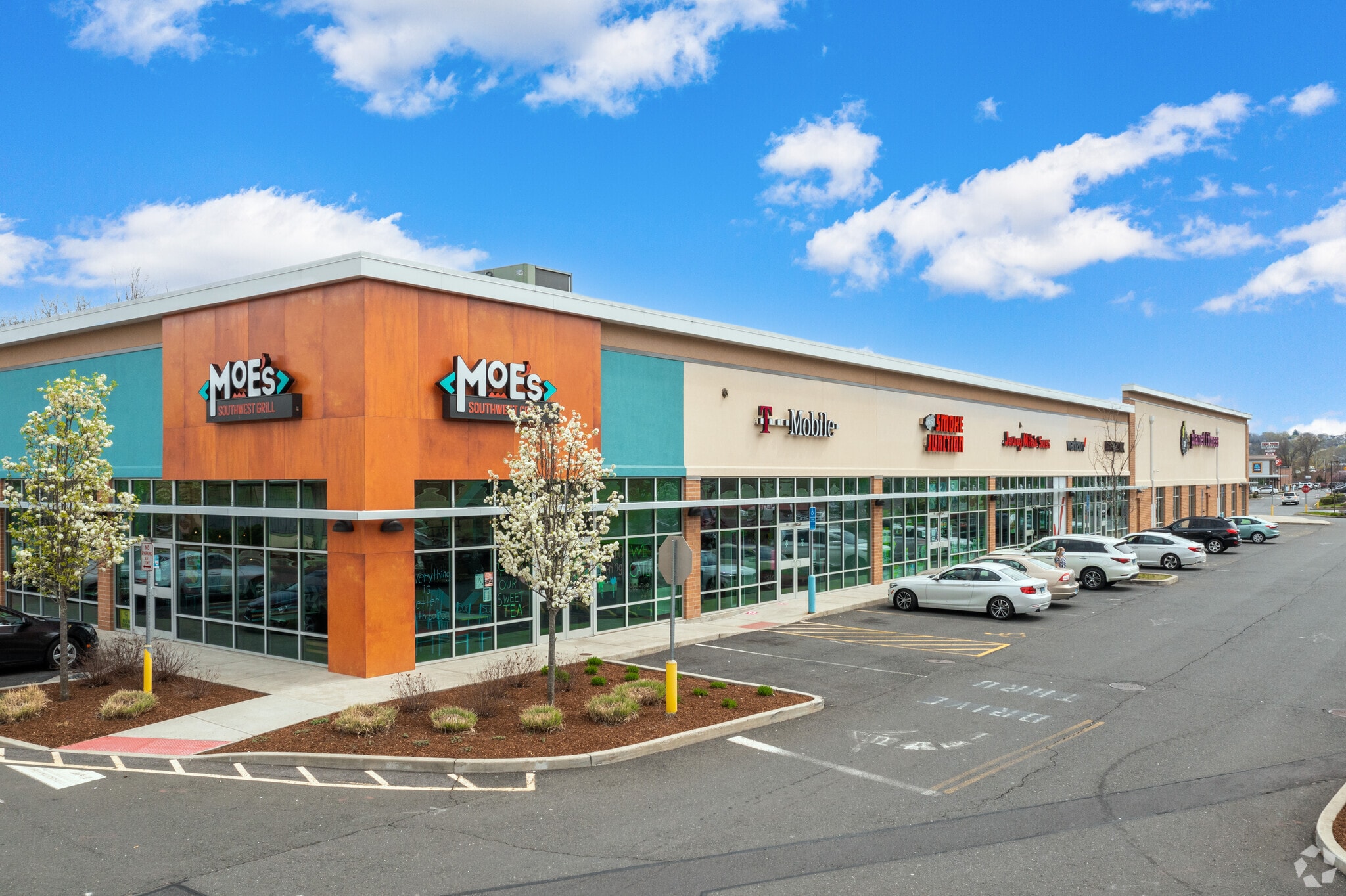 40-66 Pershing Dr, Derby, CT for lease Building Photo- Image 1 of 9