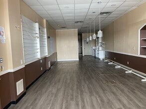 2450 E Main St, League City, TX à louer Photo du bâtiment- Image 2 de 3