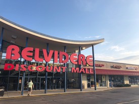 Belvidere Discount Mall - Entrepôt