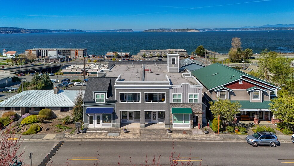 716 3rd St, Mukilteo, WA à vendre - Photo principale - Image 1 de 6