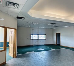 810-818 Fox Ln, Waterford, WI à louer Photo intérieure- Image 1 de 4