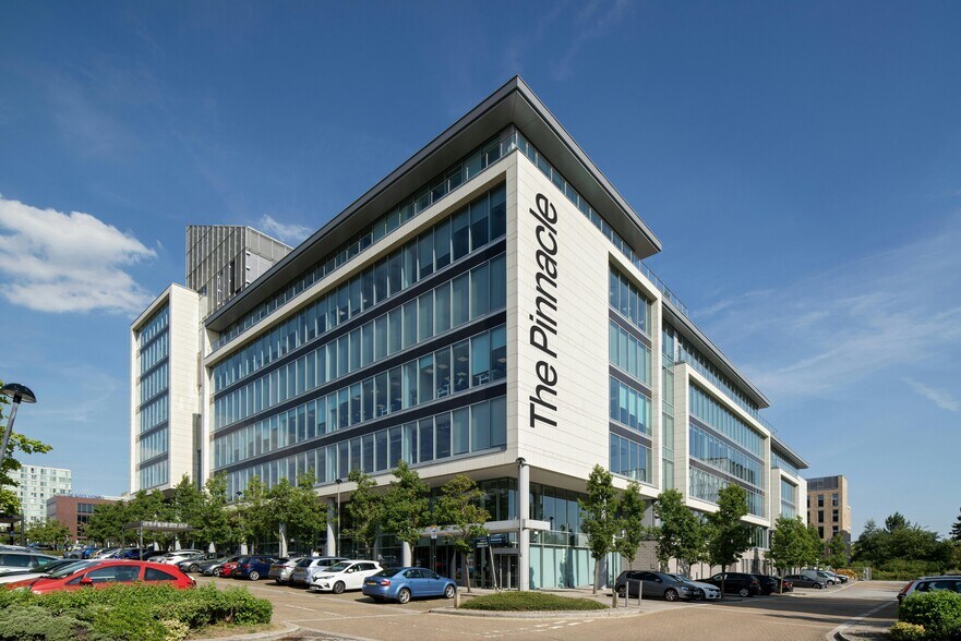 Midsummer Blvd, Milton Keynes for lease - Building Photo - Image 1 of 9