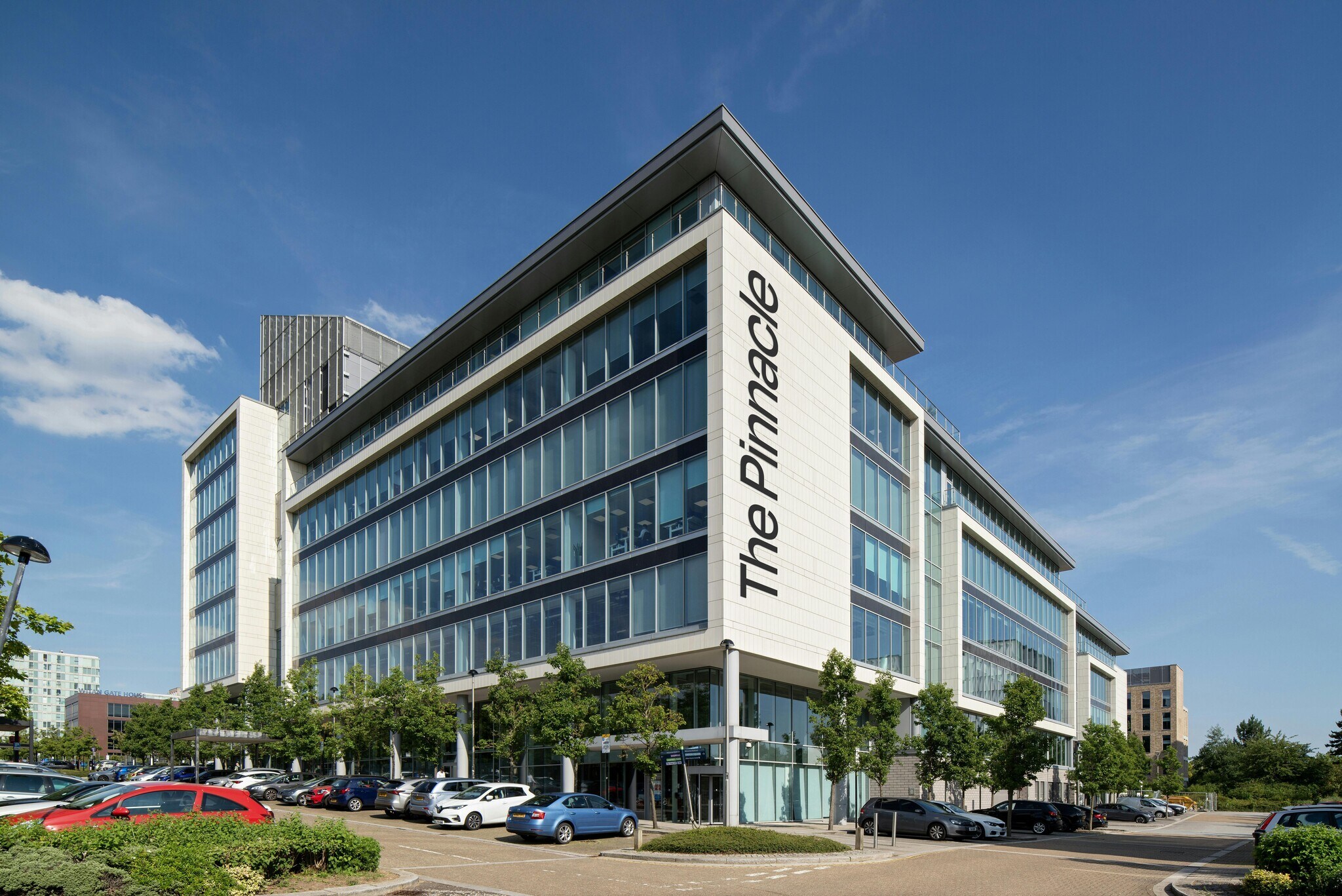 The Pinnacle, Midsummer Blvd, Milton Keynes à louer Photo du bâtiment- Image 1 de 12
