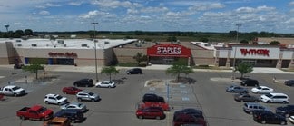 Plus de détails pour 3410-3440 4th St, Mason City, IA - Commerce de détail à louer