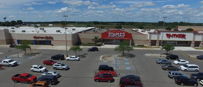 More details for 3410-3440 4th St, Mason City, IA - Retail for Lease