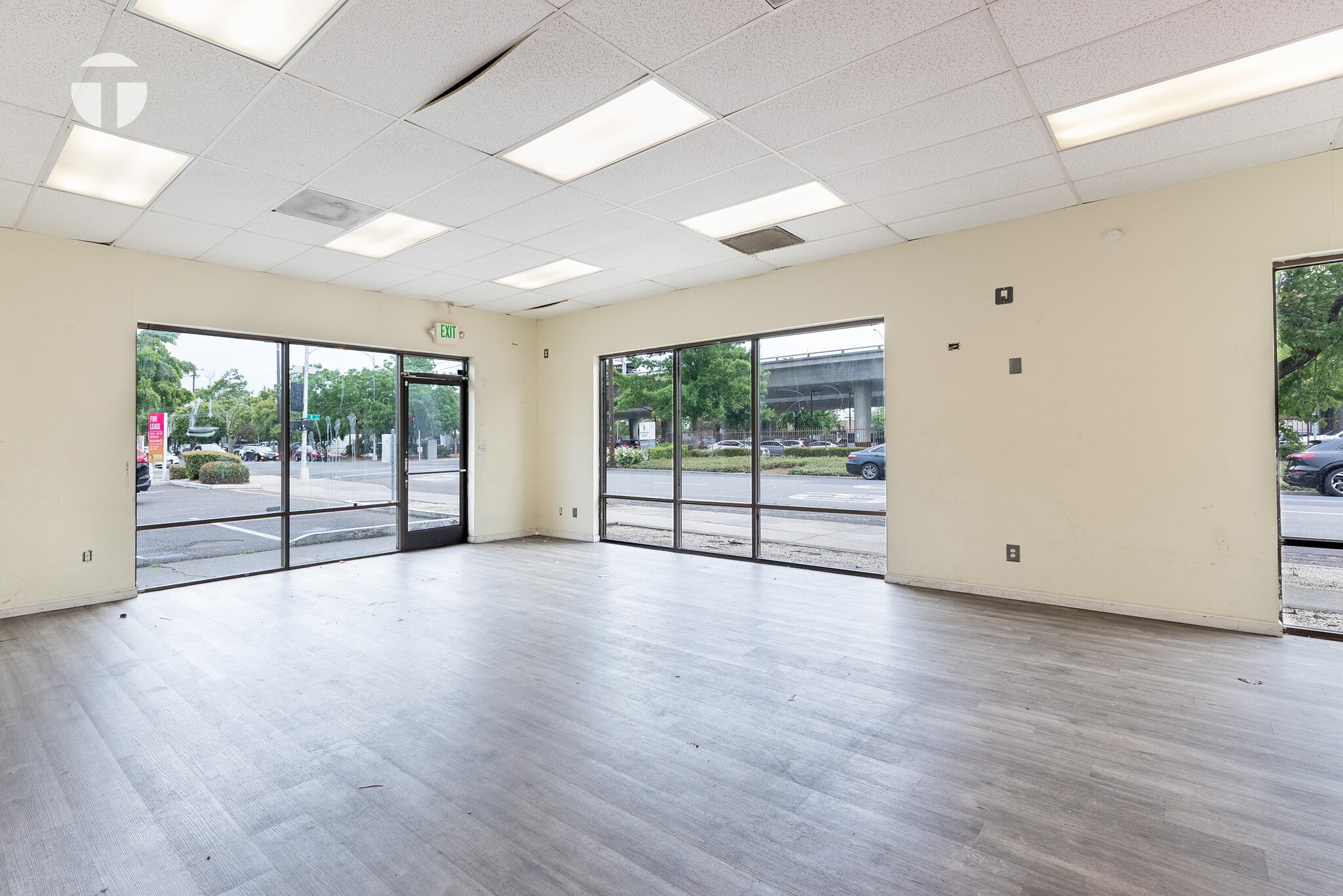 2828 Q St, Sacramento, CA for lease Interior Photo- Image 1 of 4