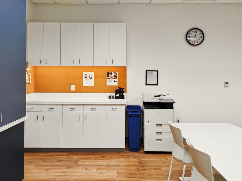 901 W Rosedale St, Fort Worth, TX à louer - Photo intérieure - Image 3 de 16