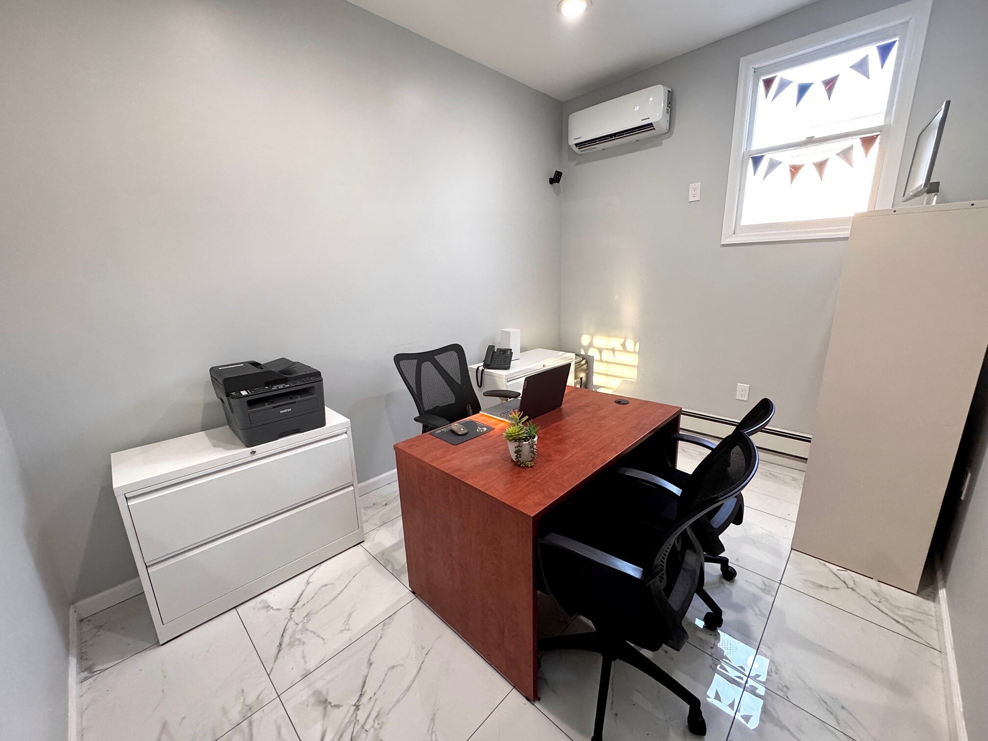 303 Semel Ave, Garfield, NJ à louer Photo intérieure- Image 1 de 10