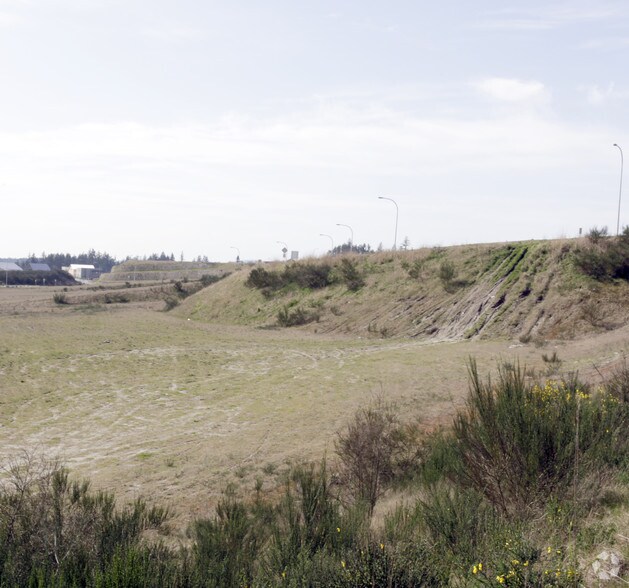 State Route 305, Poulsbo, WA à vendre - Photo du bâtiment - Image 2 de 4