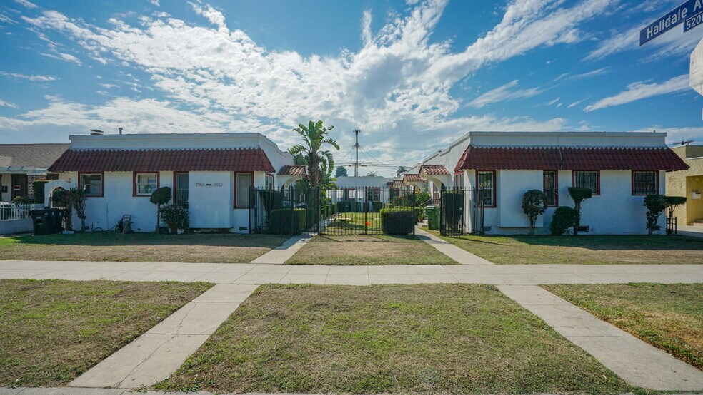 1462 W 53rd St, Los Angeles, CA à vendre - Photo du bâtiment - Image 2 de 39