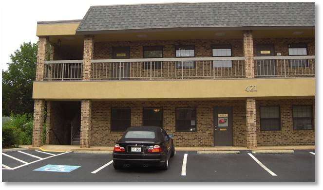 421 Church St NE, Vienna, VA for lease Building Photo- Image 1 of 6