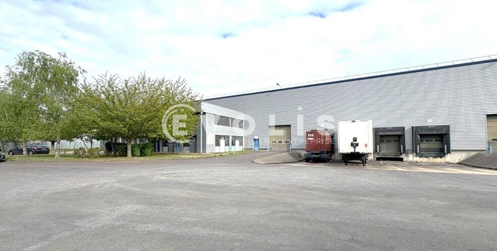 Flex dans Lisses à louer - Photo du bâtiment - Image 1 de 5