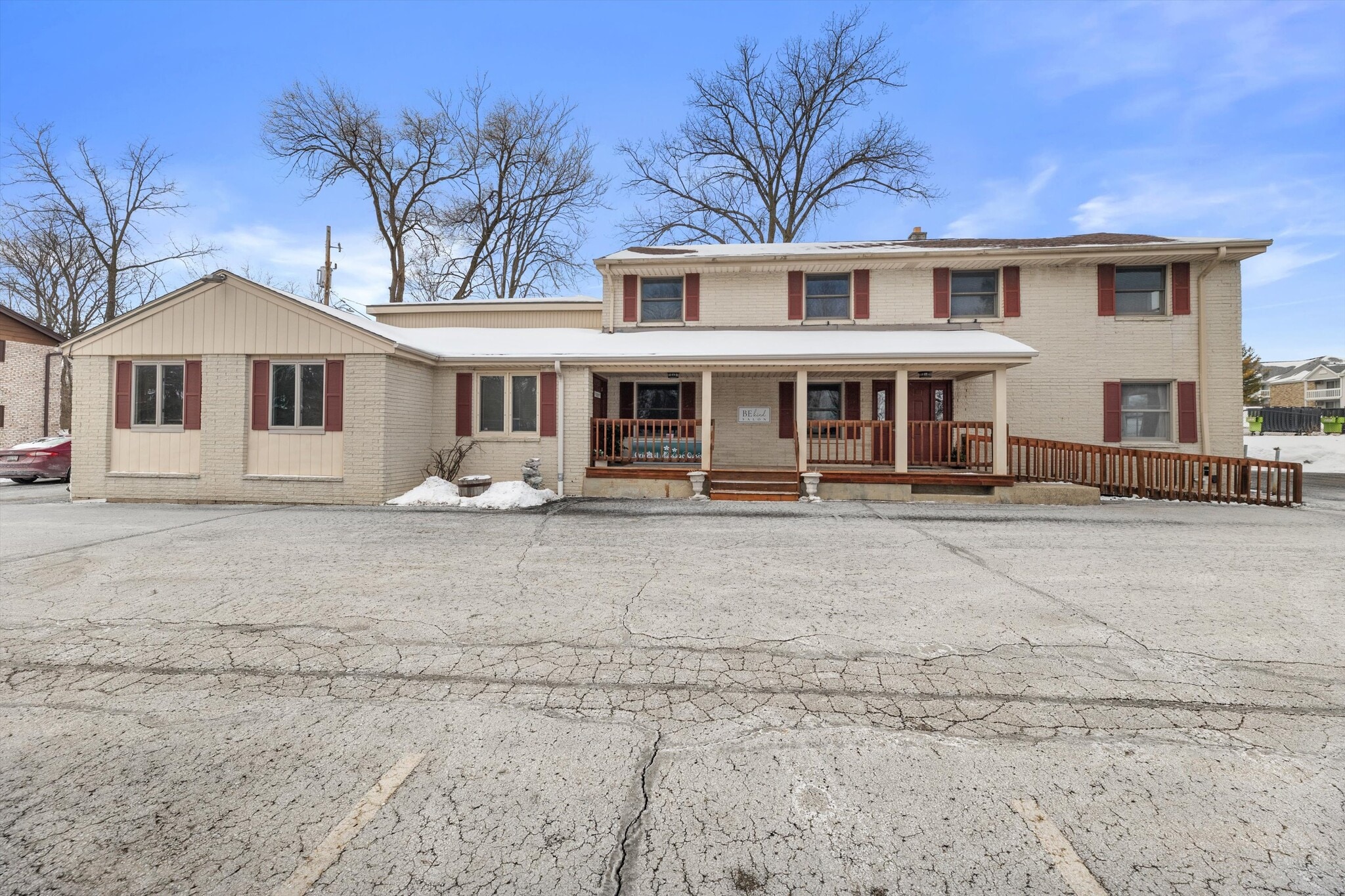 11801 W Janesville Rd, Hales Corners, WI for sale Primary Photo- Image 1 of 65