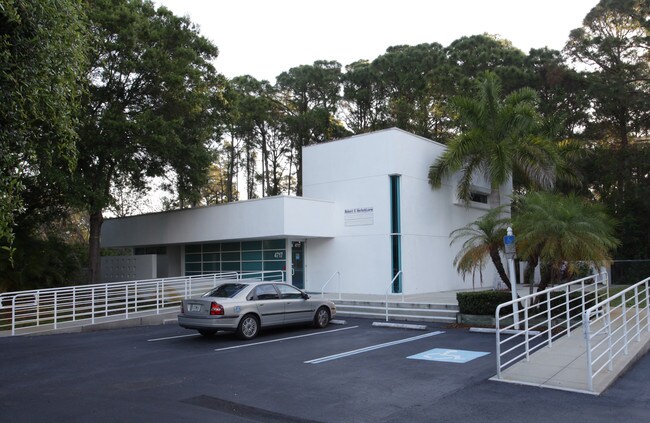 Plus de détails pour 4717 Swift Rd, Sarasota, FL - Bureau à vendre