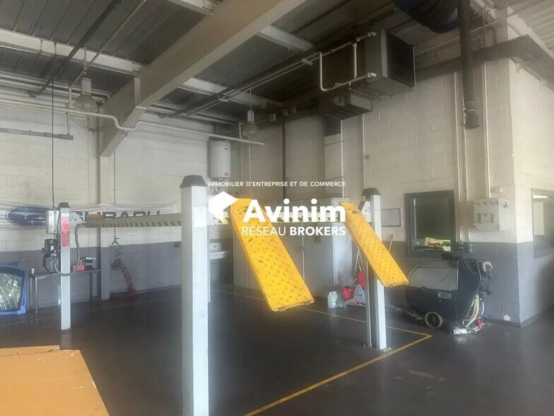 Industriel dans SAINT-OUEN-L'AUMONE à louer - Photo du bâtiment - Image 2 de 8