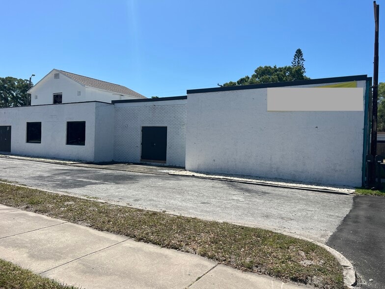 4700 22nd Ave S, Saint Petersburg, FL for lease - Building Photo - Image 2 of 4