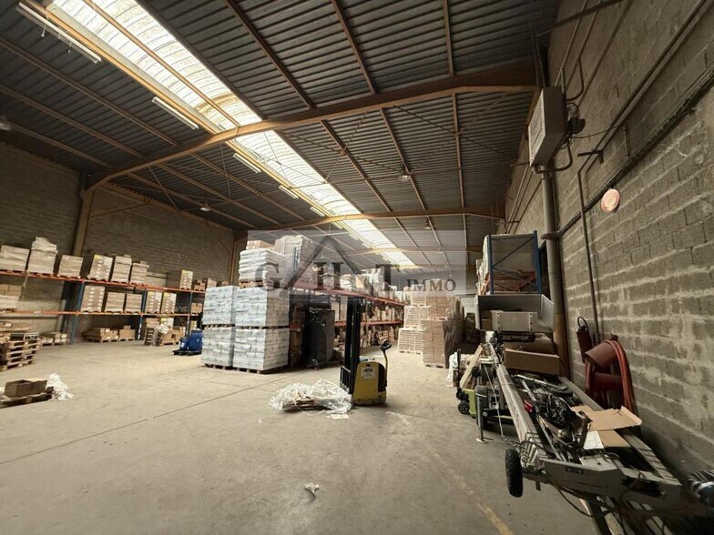 Industrial in Argenteuil for sale - Building Photo - Image 1 of 2