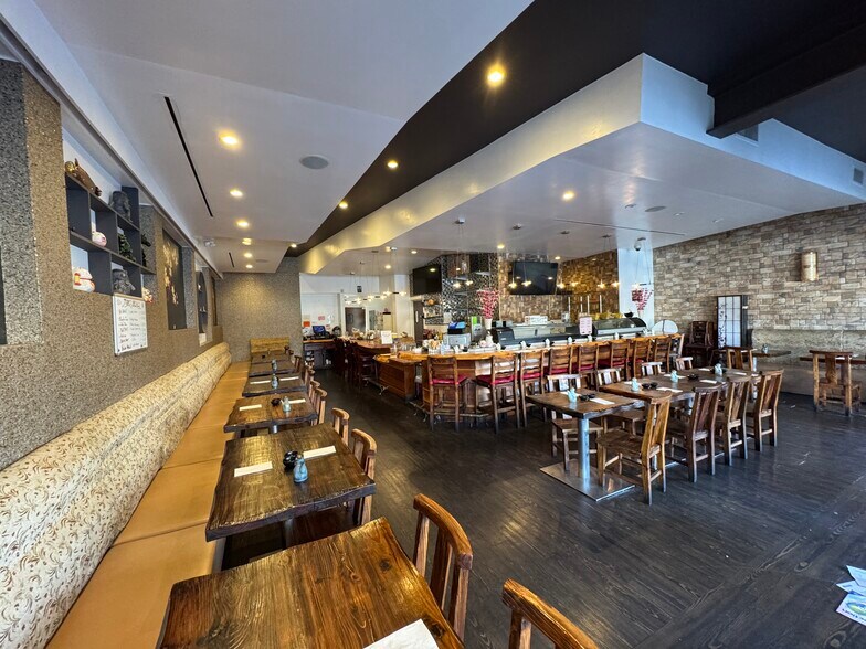 1517-1521 N Main St, Walnut Creek, CA à louer - Photo du bâtiment - Image 3 de 10