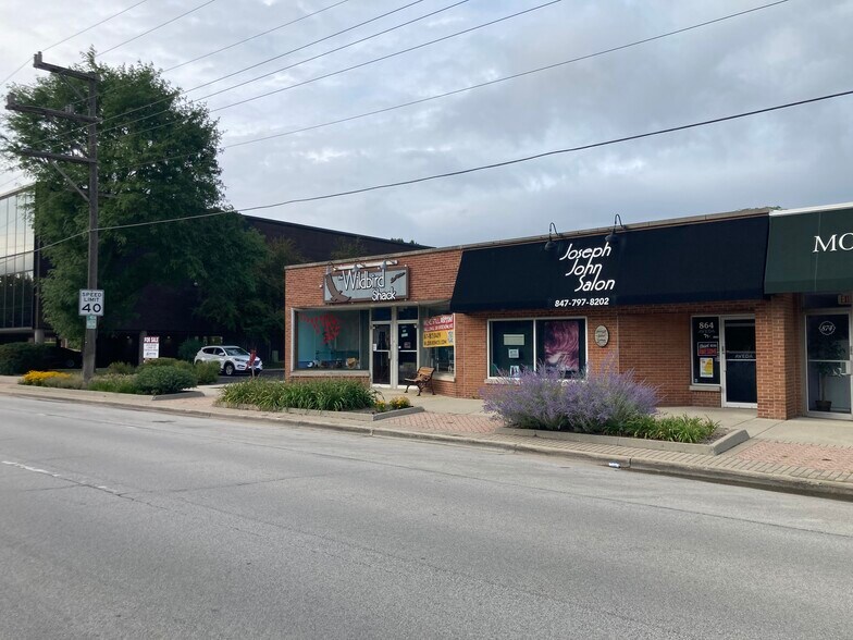 854 & 864 E NW Hwy + 3 Vacant Lots portefeuille de 5 propriétés à vendre sur LoopNet.ca - Photo du bâtiment - Image 2 de 6