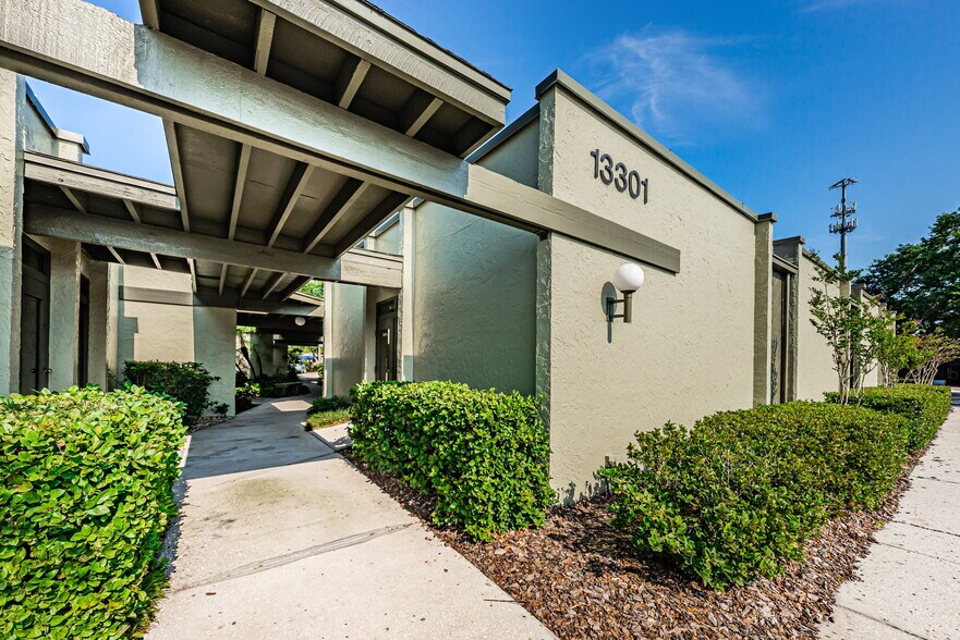 13301 N Dale Mabry Hwy, Tampa, FL for sale - Building Photo - Image 1 of 1