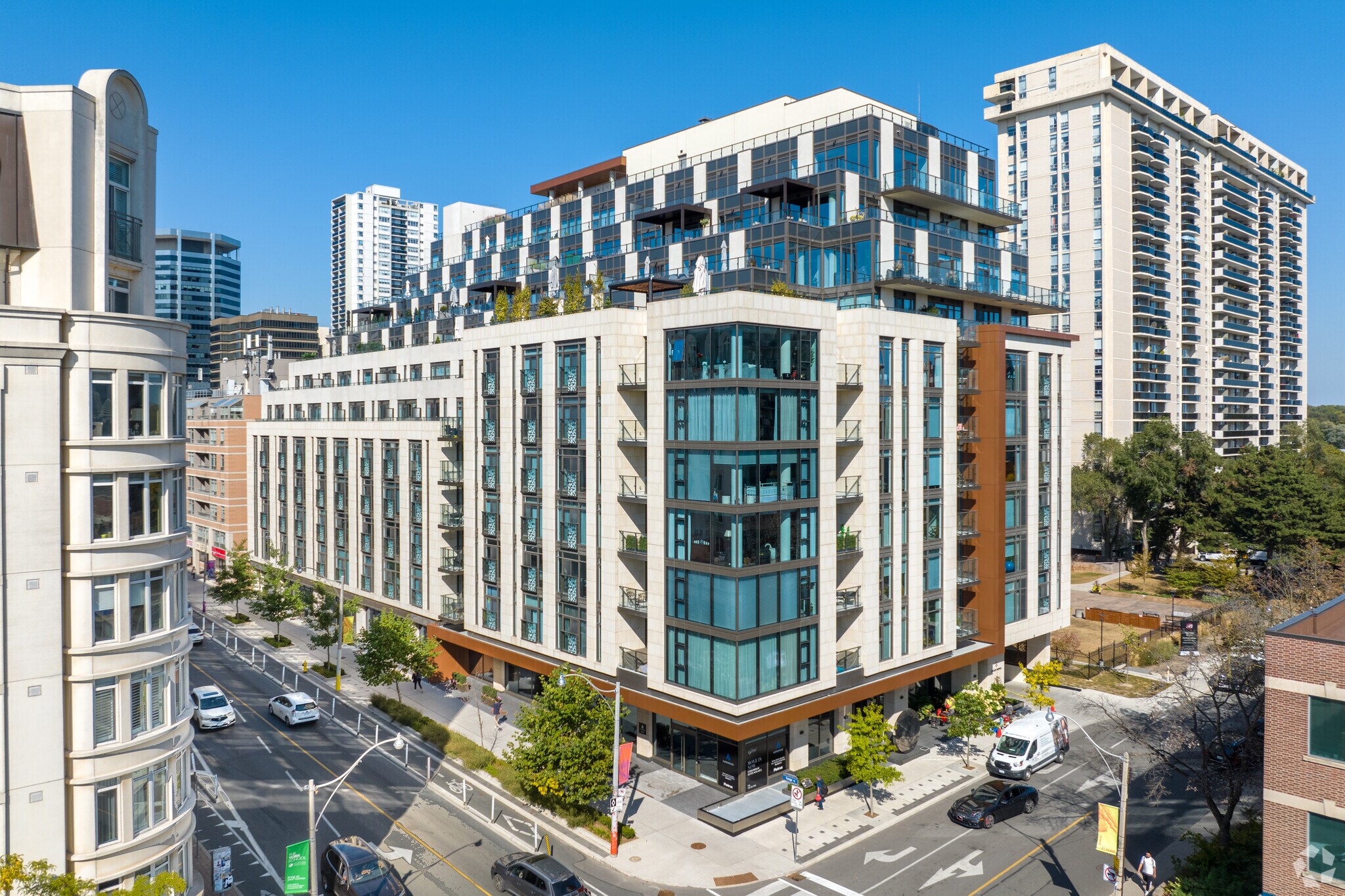 1331 Yonge St, Toronto, ON for lease Building Photo- Image 1 of 8