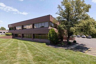 Plus de détails pour 11775 W 112th St, Overland Park, KS - Bureau à vendre