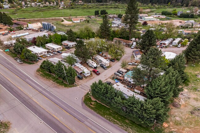 More details for 333 Crescent St, Quincy, CA - Multifamily for Sale