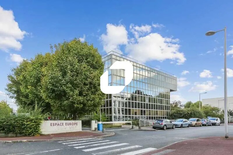 Office in Évry-Courcouronnes for lease - Primary Photo - Image 1 of 9