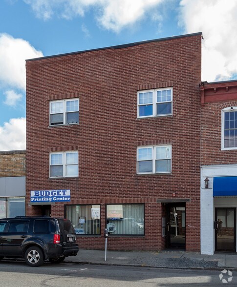 40-42 Weir St, Taunton, MA à louer - Photo du bâtiment - Image 3 de 6