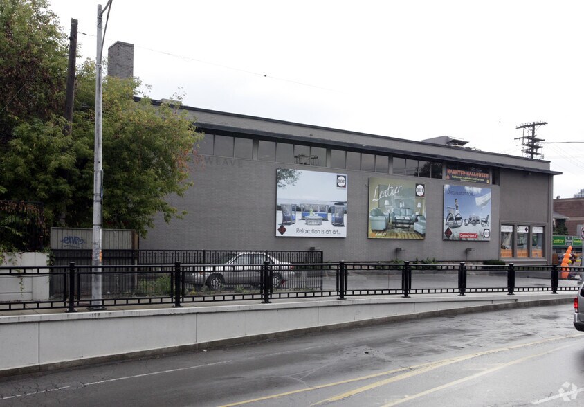 146 Dupont St, Toronto, ON à vendre - Photo du bâtiment - Image 2 de 2