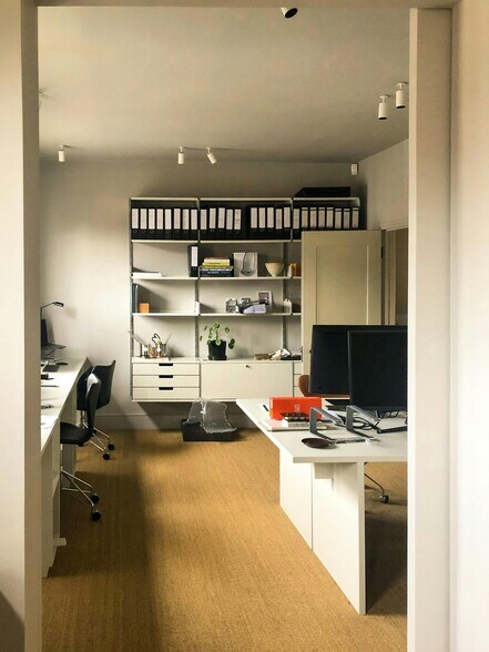 14 Vernon St, Londres à louer - Photo du bâtiment - Image 2 de 8