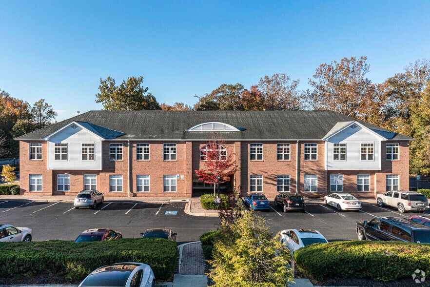 489 Main St, Prince Frederick, MD à vendre - Photo du bâtiment - Image 3 de 12