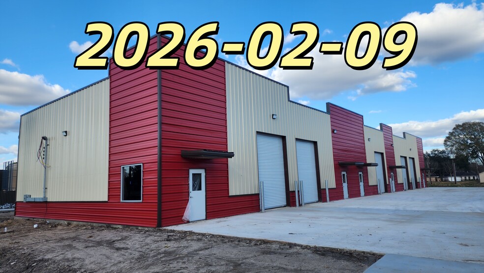 Bedford Warehouses portefeuille de 2 propriétés à vendre sur LoopNet.ca - Photo du bâtiment - Image 2 de 4