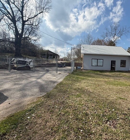 948 S Main St, Graysville, AL à vendre - Photo du bâtiment - Image 1 de 4