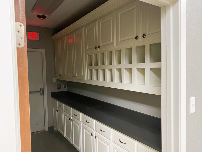 475 Old Dorchester, Sherman, TX à vendre - Photo intérieure - Image 2 de 11