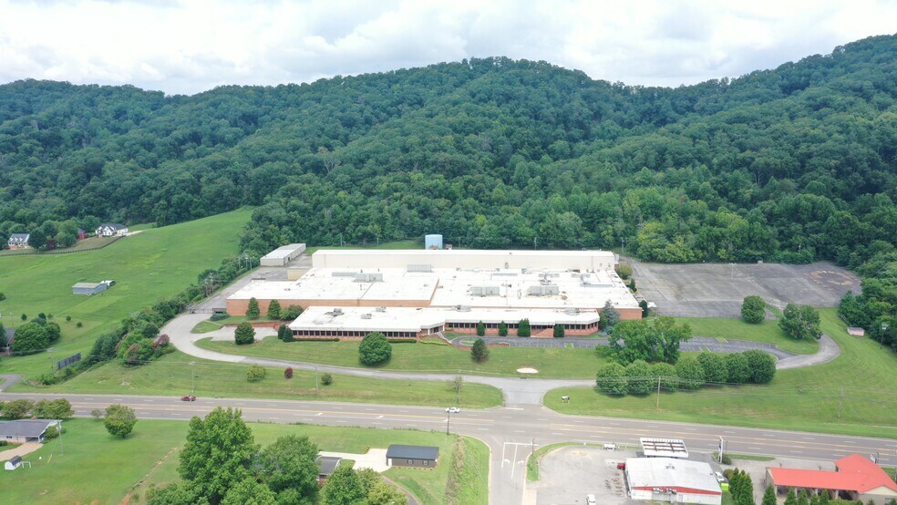 7500 US 11 W, Rogersville, TN à louer - Photo du bâtiment - Image 1 de 34