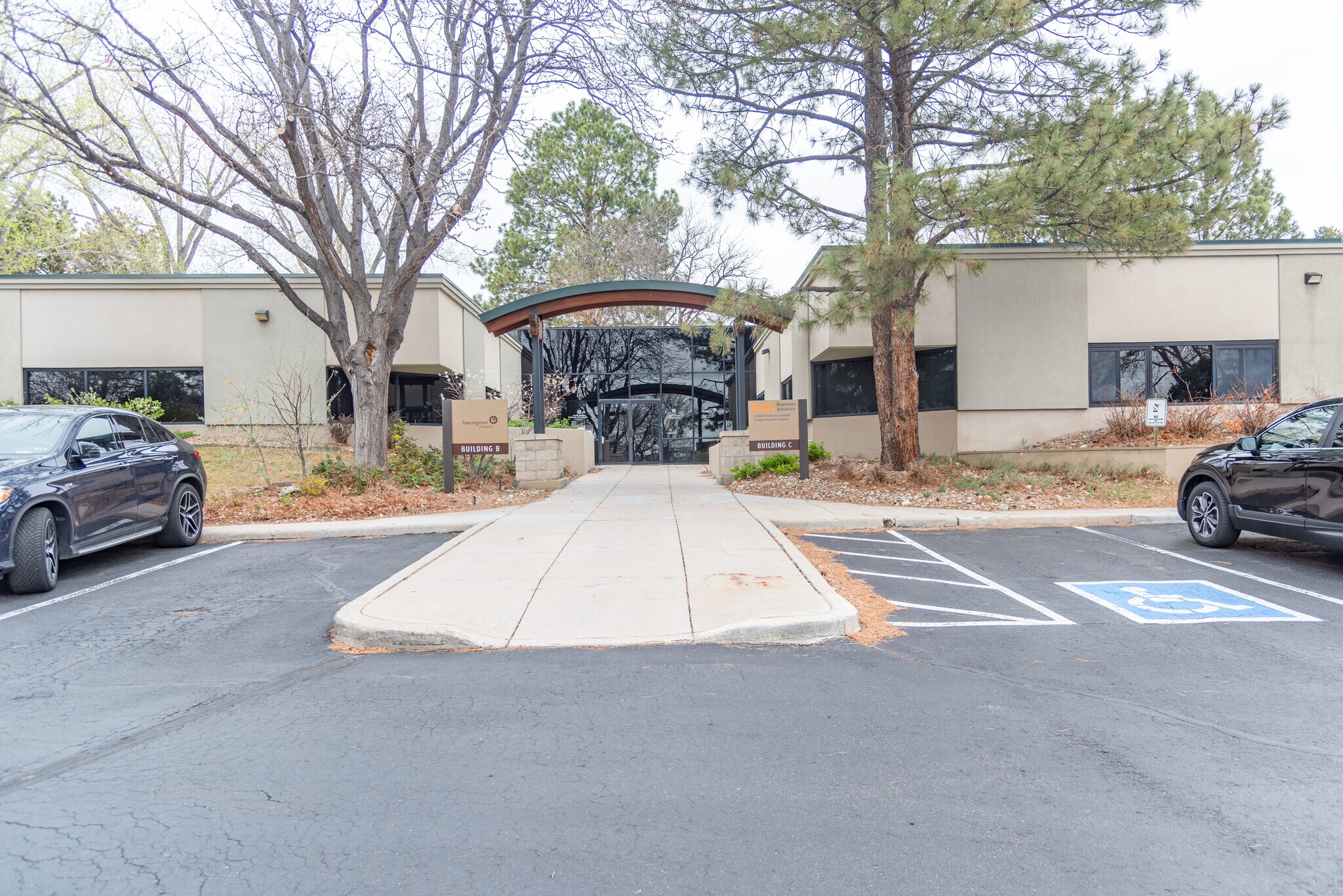 16 Inverness Pl E, Englewood, CO for sale Primary Photo- Image 1 of 9