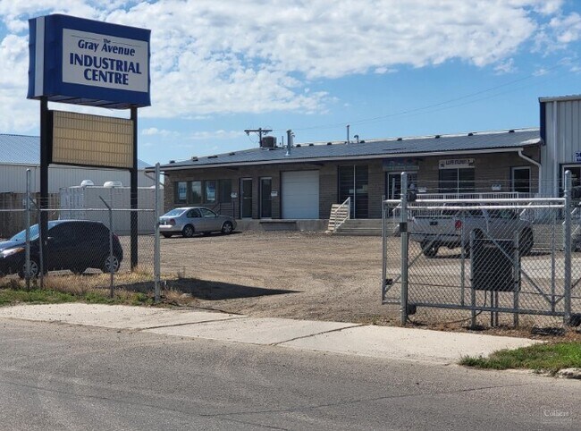 Plus de détails pour 509 Gray Av, Saskatoon, SK - Industriel à louer