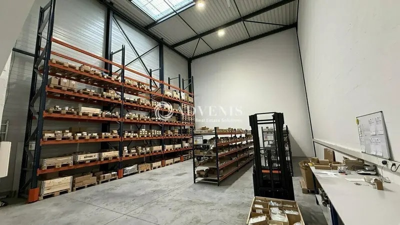 Flex in Vaires-sur-Marne for lease Interior Photo- Image 1 of 9