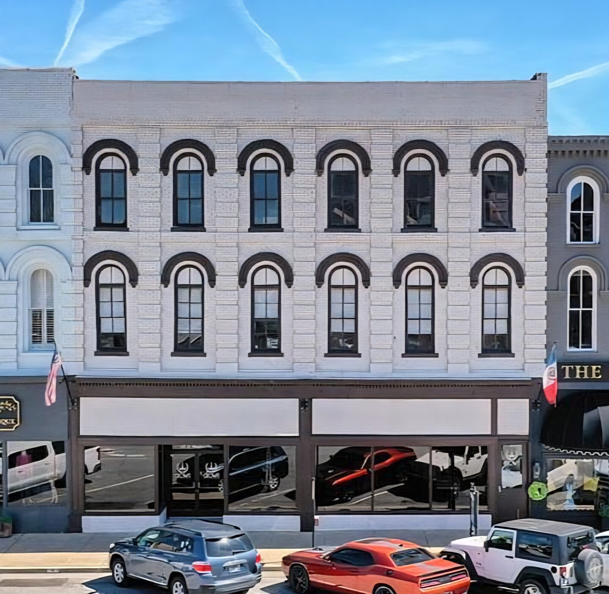 121 N Poplar St, Paris, TN à louer Photo intérieure- Image 1 de 11