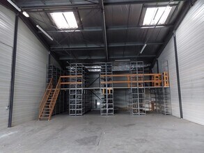 Industrial in La Seyne-sur-Mer for lease Interior Photo- Image 1 of 4