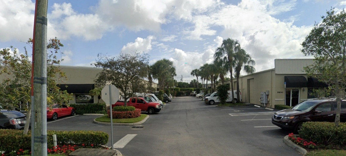 5880 Shirley St, Naples, FL for sale Building Photo- Image 1 of 8