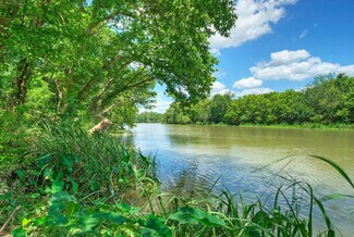 More details for 828 Water St, Webberville, TX - Land for Sale