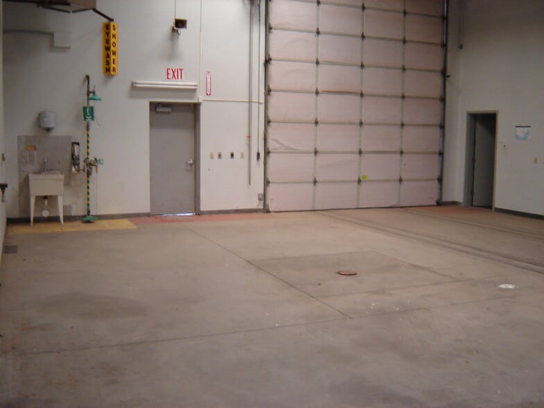 3501 Unicorn Rd, Bakersfield, CA for lease - Building Photo - Image 2 of 8