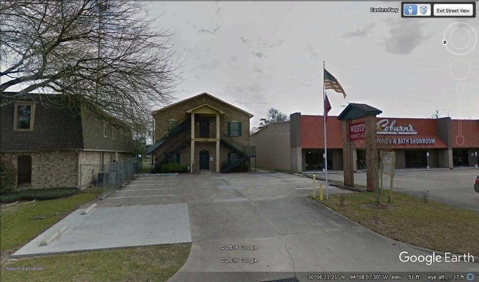 2914 Eastex Fwy, Beaumont, TX à louer - Photo du bâtiment - Image 3 de 3