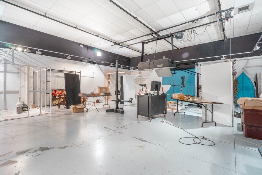 Calle Marcos del Torniello, 19, Avilés, Asturias for sale - Building Photo - Image 1 of 46