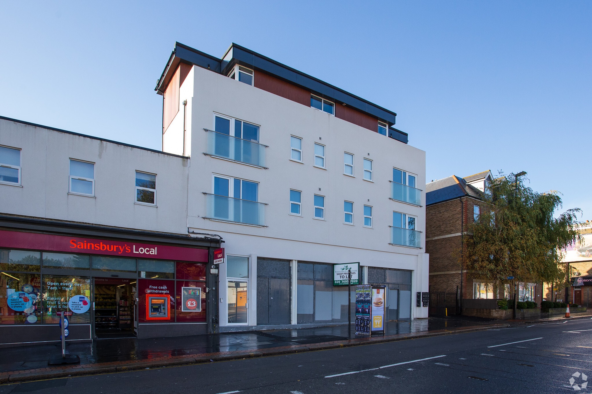 112 Portland Rd, London for sale Primary Photo- Image 1 of 8