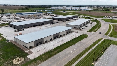 2151 Shiloh Rose Pkwy SW, Bondurant, IA à louer Photo intérieure- Image 2 de 7